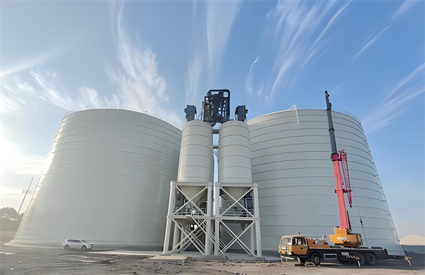 江岸大型钢板库